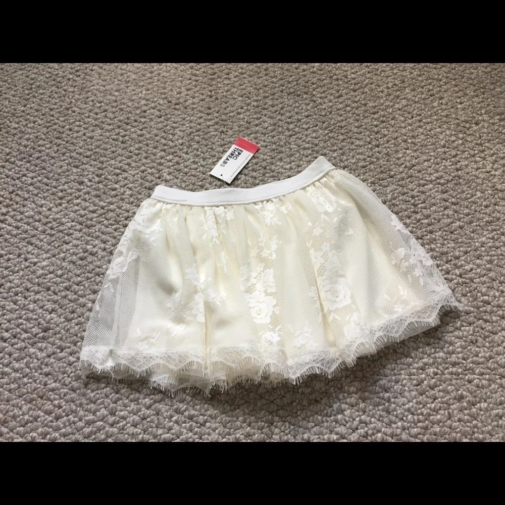 Epic Threads Girls Ivory Lace Skirt Size 5‎ Party Special Occasion NWT